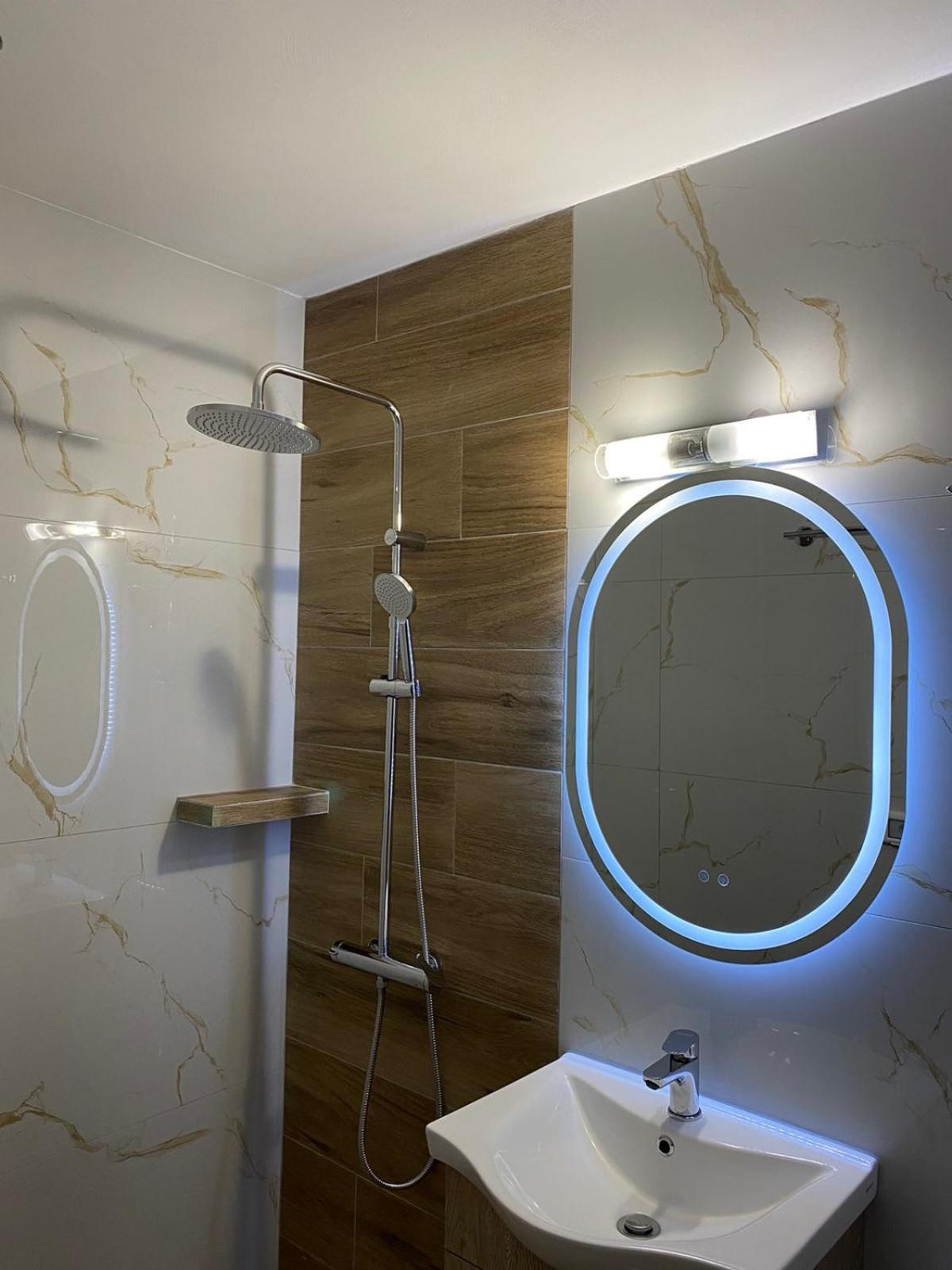 Rentrooms Geni Ksamil Zewnętrze zdjęcie