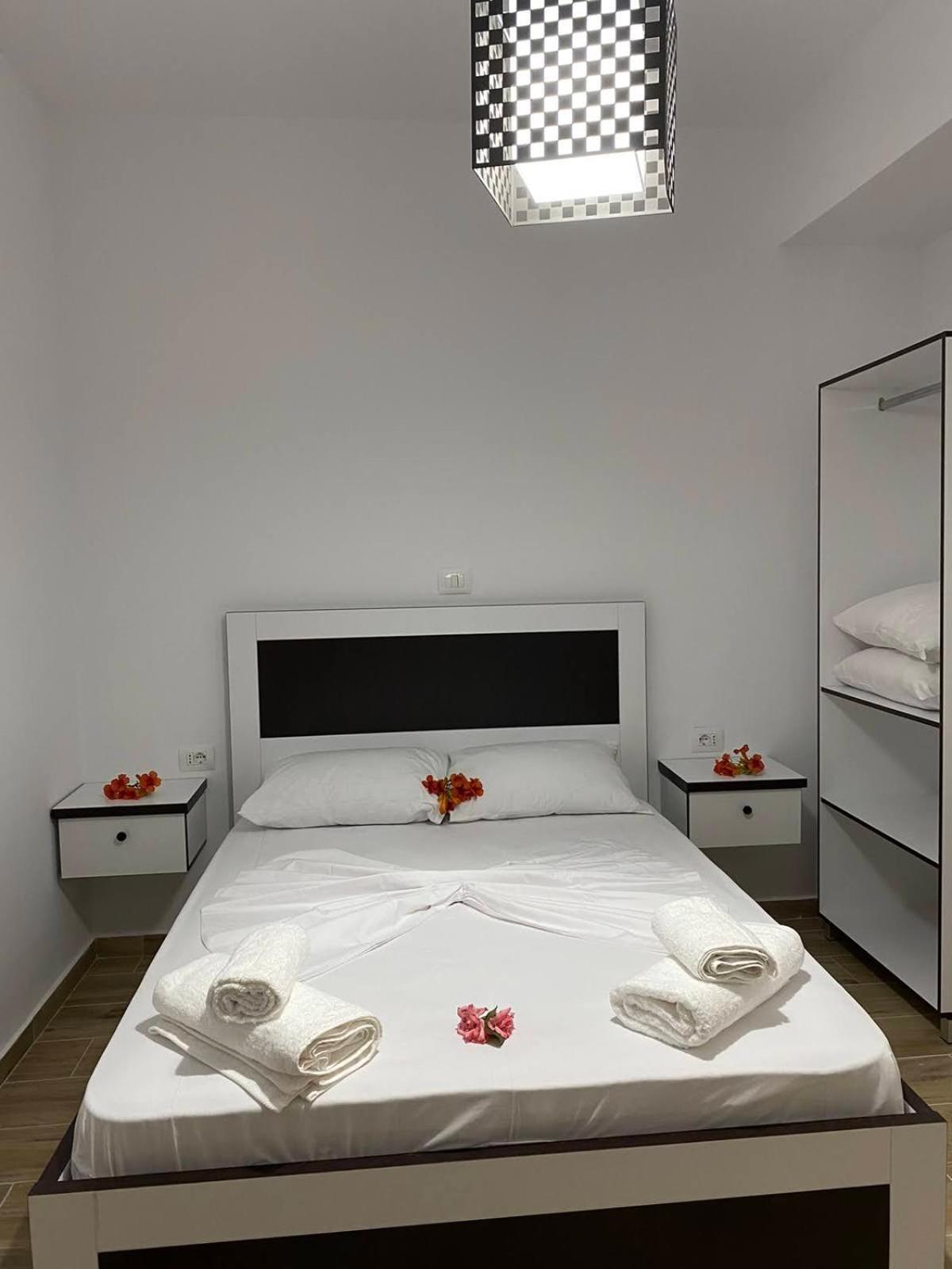 Rentrooms Geni Ksamil Zewnętrze zdjęcie